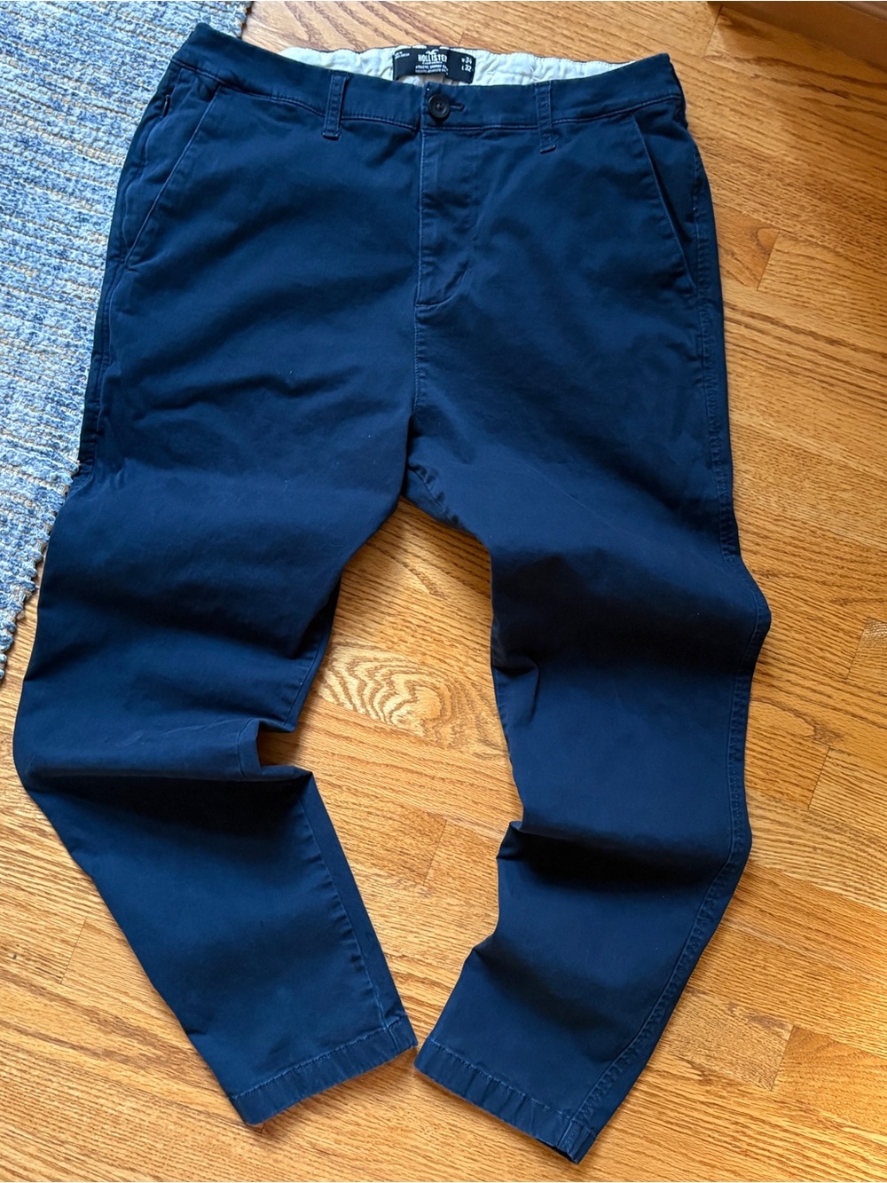 Hollister Men's Navy Blue Chino Pants 34 x 32
